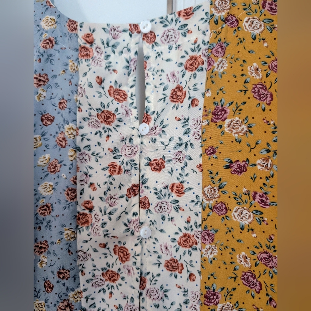 Chic Soul Women's Floral Patchwork Romper- XL - Picture 3 of 4